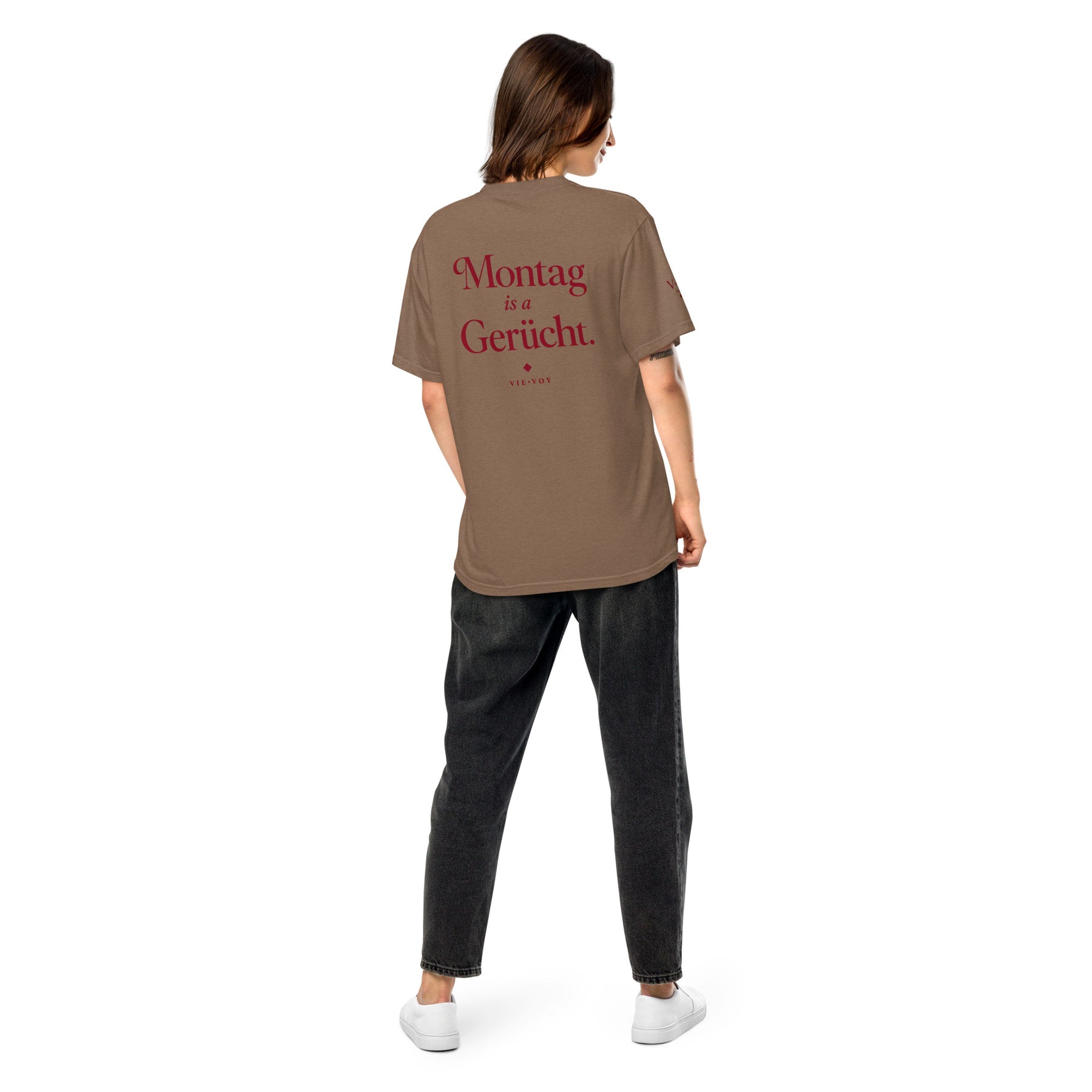 T-Shirt „Montag is a Gerücht.“ – Farbe Espresso, Rückansicht